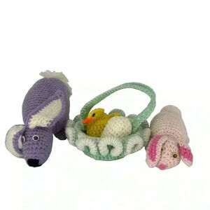 VINTAGE CROCHETED PERFECT EASTER BUNDLE BASKET EGG CHICK TWO BUNNIES HANDMADE